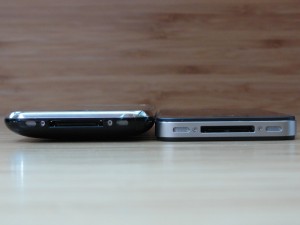 bottom view of iphone 3gs and iphone 4 with charger port and speakers