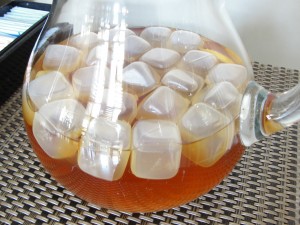 synthetic ice cubes