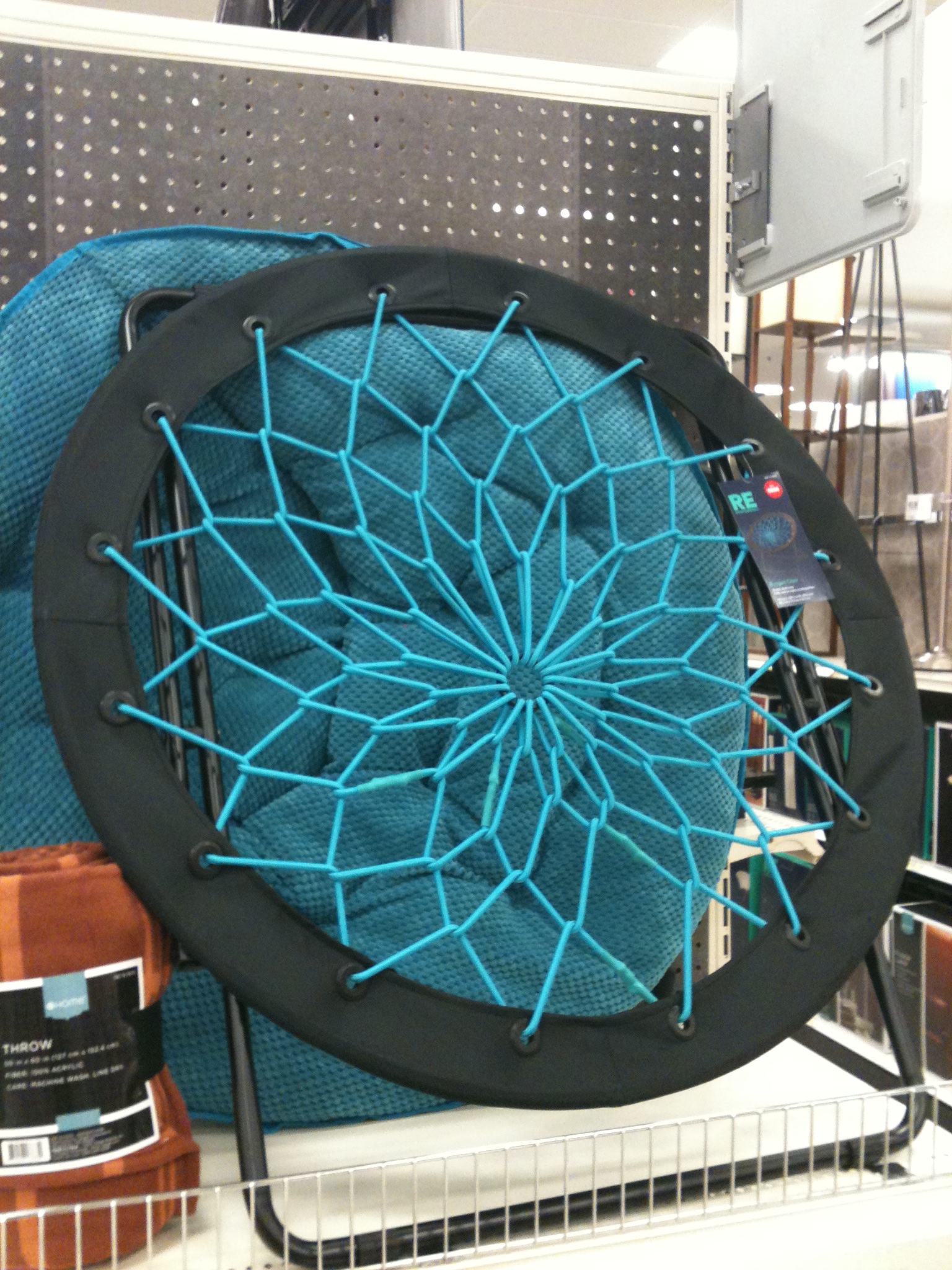 target round chair
