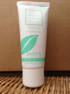 image of phyt's lait hydro nettoyant included in the summer 2013 yuzen box