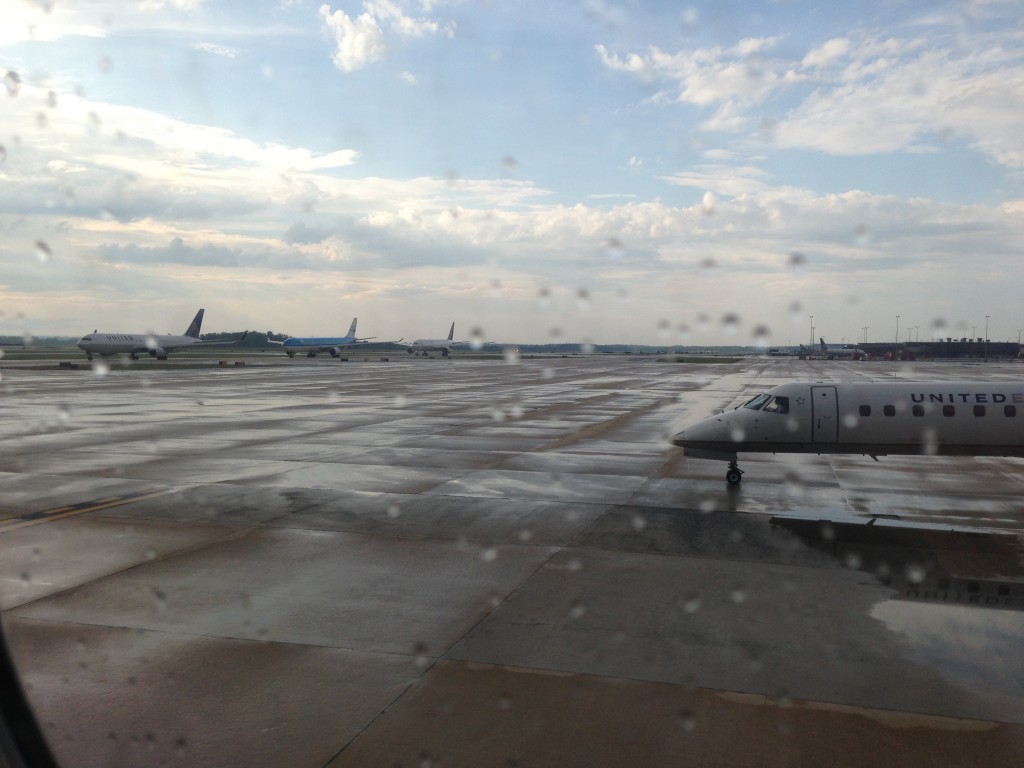 planes stuck on tarmac waiting for storm to pass