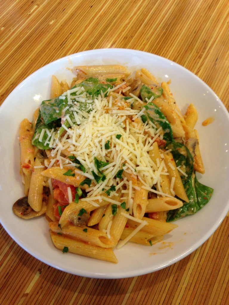 noodles and co pasta rosa with penne, spinach, mushrooms, and cheese in spicy tomato sauce