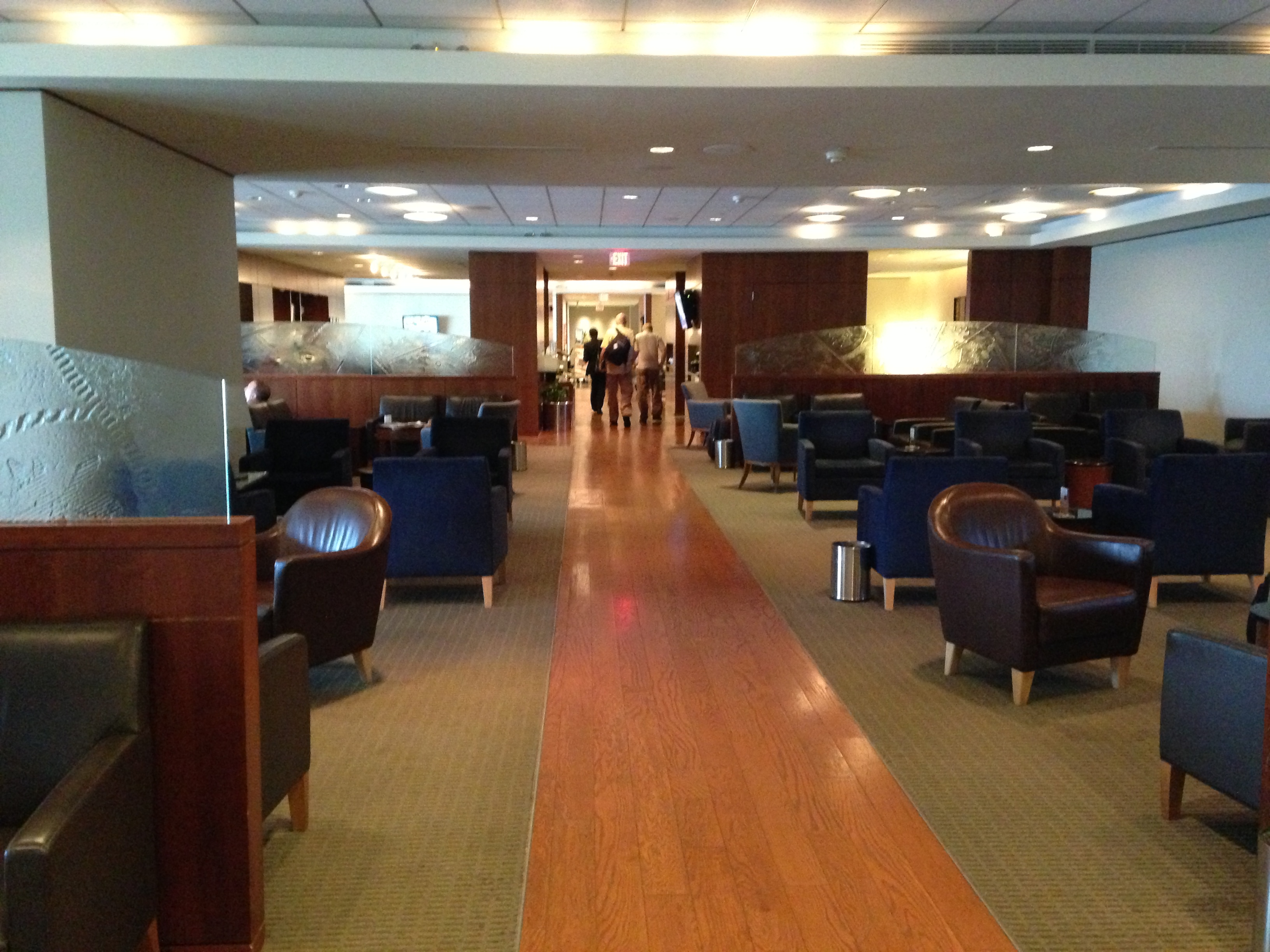 united lounge in guatemala city airport