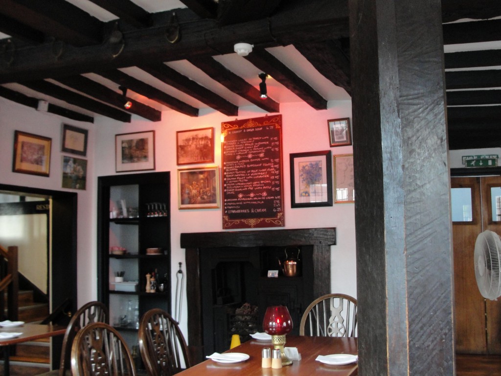 interior of gert & henry's restaurant cottage