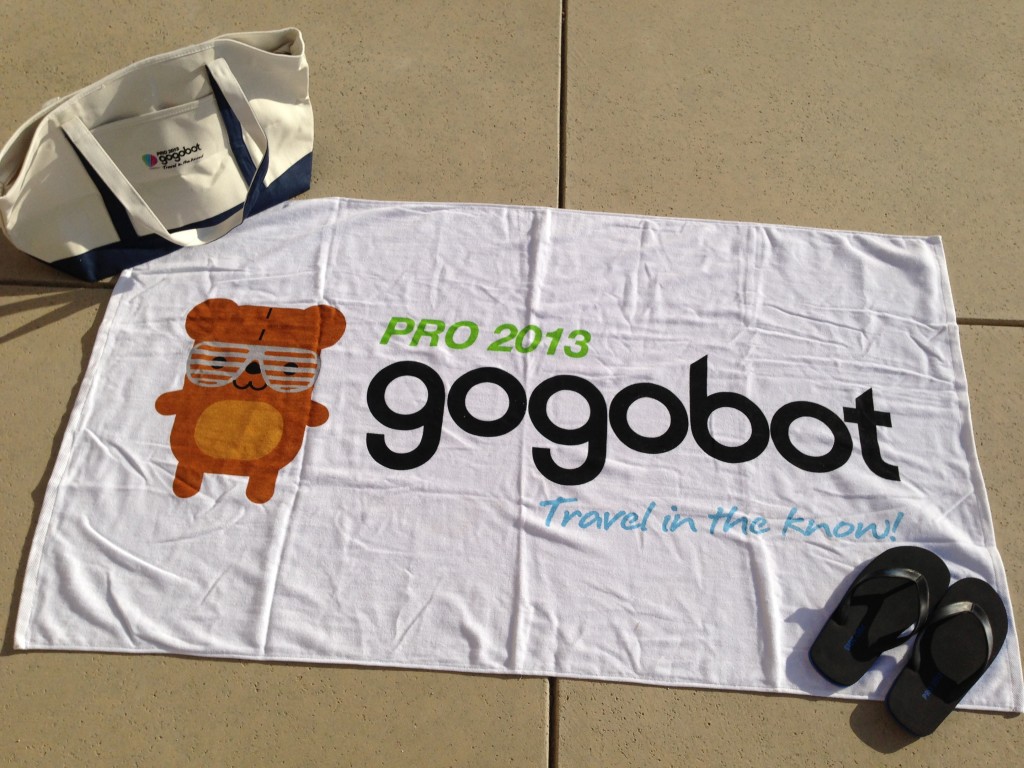 gogobot pro 2013 canvas tote bag, beach towel, and flip flops