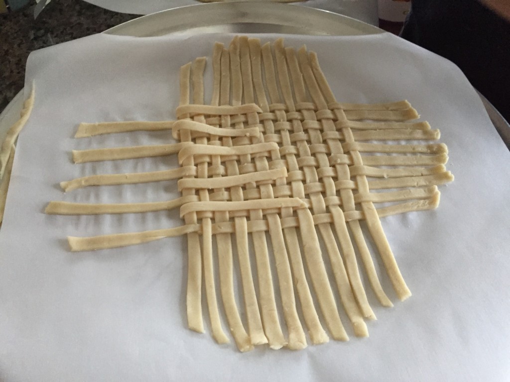 thin strips of pie crust woven into lattice pattern