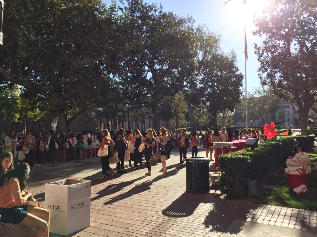 line of ladies getting breakfast before usc own it 2016 conference